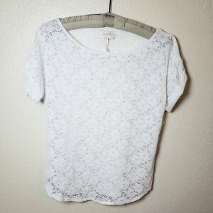White Lace Short Sleeve Top